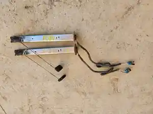 Used 2012 Peterbilt 388 Fuel Sending Unit (Stock #PT-0808-43)) Part Image