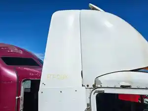 Used 2013 Peterbilt 384 Cab Fairing (Stock #PT-0586-34)) Part Image