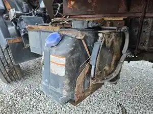 Used 2014 Hino 195 DEF Tank (Stock #HI-0858-4)) Part Image