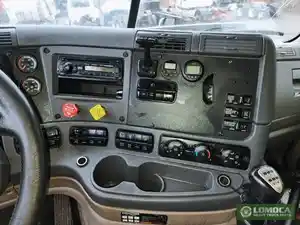 Used 2016 Freightliner Cascadia 125 Dash Control Module Image