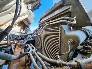 Used 2016 Isuzu NRR Radiator (Stock #IZ-0835-17)) Part Image