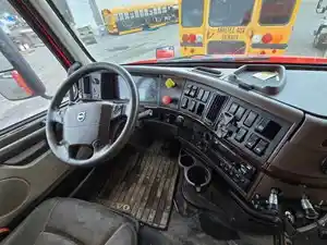 Used 2016 Volvo VNL Dash Control Module (Stock #VV-0856-19)) Part Image