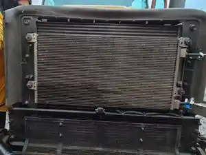 Used 2016 Volvo VNL Radiator (Stock #VV-0856-36)) Part Image