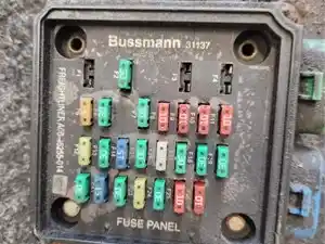 2018 freightliner m2 cigarette lighter fuse location New and Used Freightliner M2 106 Fuse Box For Sale
