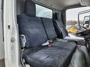Used 2017 Hino 195 Seat (Stock #HI-0824-5)) Part Image