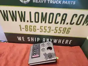 Used 2017 Kenworth T370 Dash Control Module Image