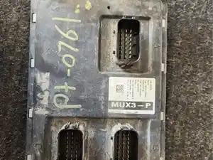 Used 2018 Eaton/Fuller FO-18E318B Chassis Control Module (Stock #PT-0761-27)) Part Image