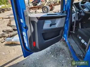 Used 2018 Freightliner Cascadia 123 Door (Stock #FR-0726-43)) Part Image
