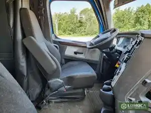 Used 2018 Freightliner Cascadia 123 Seat (Stock #FR-0726-35)) Part Image