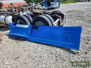 Used 2018 Freightliner Cascadia 123 Tank Fairing (Stock #FR-0726-9)) Part Image