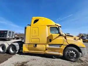 Used 2019 Freightliner Cascadia 126 Cab (Stock #FR-0877-11)) Part Image