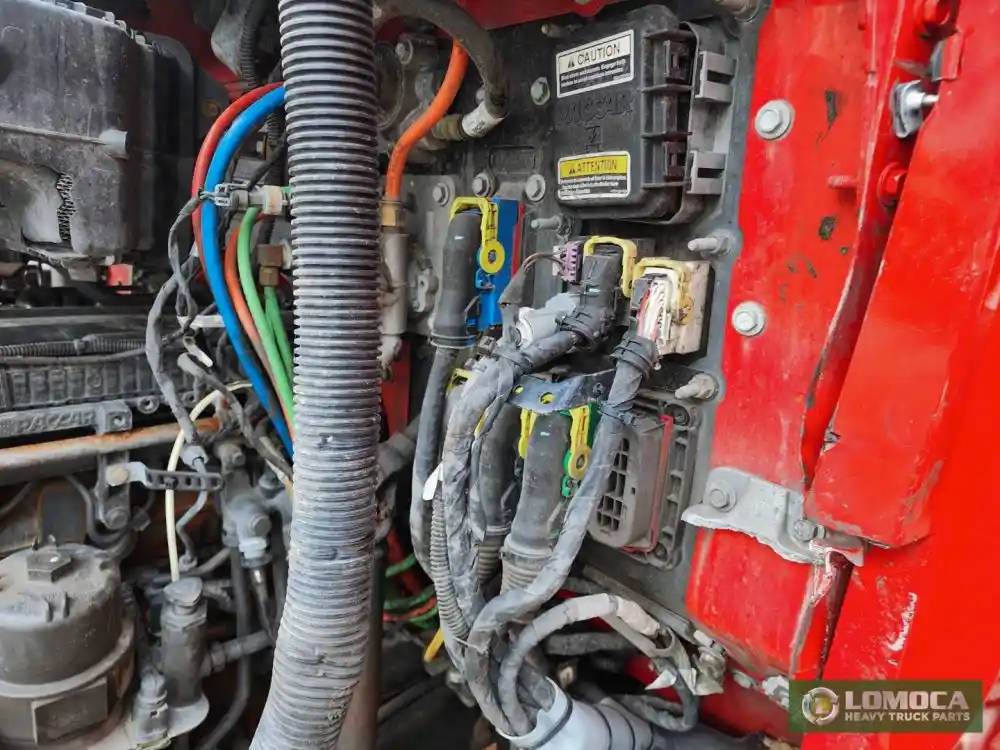 Used 2019 Kenworth T880 Fuse Box for sale York Ontario Canada Fuse