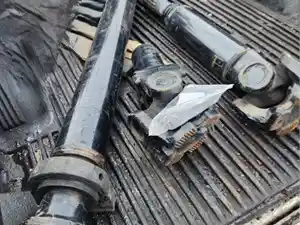 Used 2019 Volvo VNL Driveshaft (Stock #VV-0722-15)) Part Image