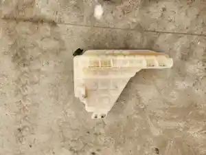Used 2020 International HX620 Radiator Overflow Bottle (Stock #IN-0916-20)) Part Image