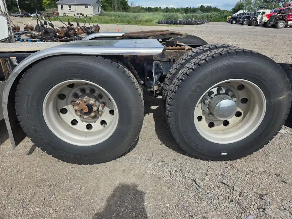 Used, Recycled, New, and Aftermarket Heavy Duty Truck Parts