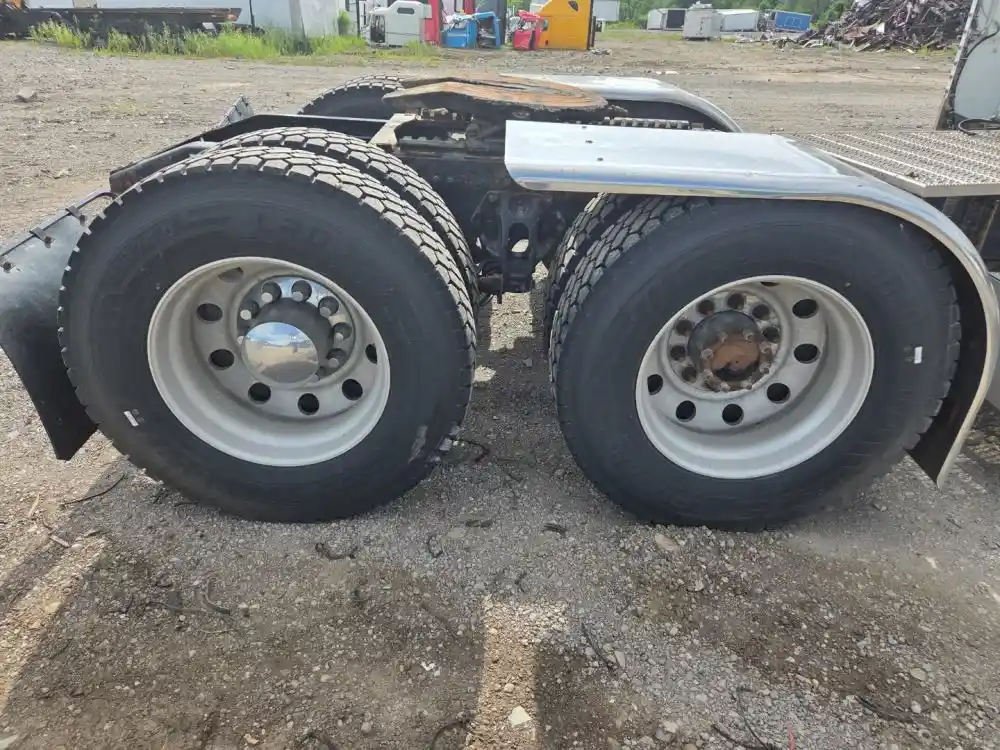 Used, Recycled, New, and Aftermarket Heavy Duty Truck Parts