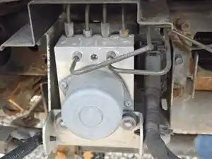 Used 2022 Isuzu NPR/NPR-HD ABS Brake Pump (Stock #IZ-0851-17)) Part Image