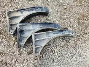 Used 2022 Peterbilt 579 Fuel Tank Bracket (Stock #PT-0900-12)) Part Image