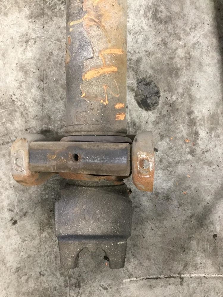 Used 1999 PETERBILT 377 Driveshaft for sale Abbotsford British