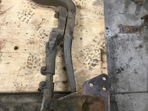 Used 2000 VOLVO VNL64 Spring, Front Leaf Image