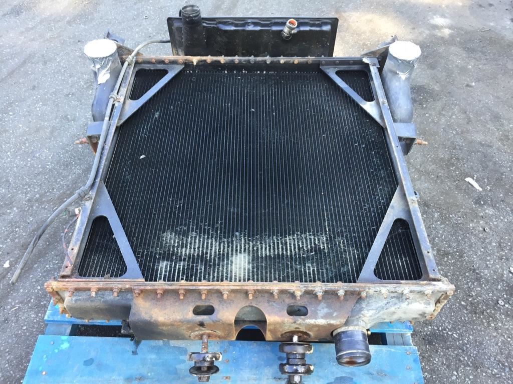 Used 2003 PETERBILT 379 Radiator for sale | Abbotsford British Columbia ...