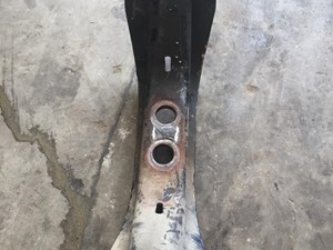 Used 2005 FREIGHTLINER CENTURY CLASS 112 Engine Mount (Stock #7558)) Part Image