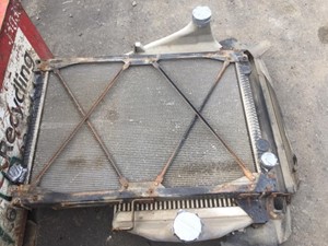 Used 2007 FREIGHTLINER FLD120 Radiator (Stock #15033)) Part Image