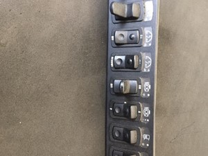 Used 2007 KENWORTH T2000 Instrument Cluster (Stock #7686)) Part Image