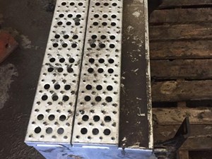 Used 2007 FREIGHTLINER Dump Battery Box (Stock #5626)) Part Image