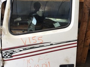 Used 2007 VOLVO VN Door (Stock #2624)) Part Image