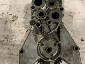 Used 2007 VOLVO Oil Pump (Stock #28129)) Part Image