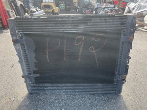 Used 2008 PETERBILT 386 A/C Condenser (Stock #31016)) Part Image