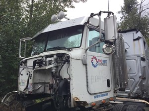 Used 2008 PETERBILT 386 Cab Image