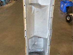 Used 2008 WESTERN STAR TRUCKS Oil Pan (Stock #34488)) Part Image