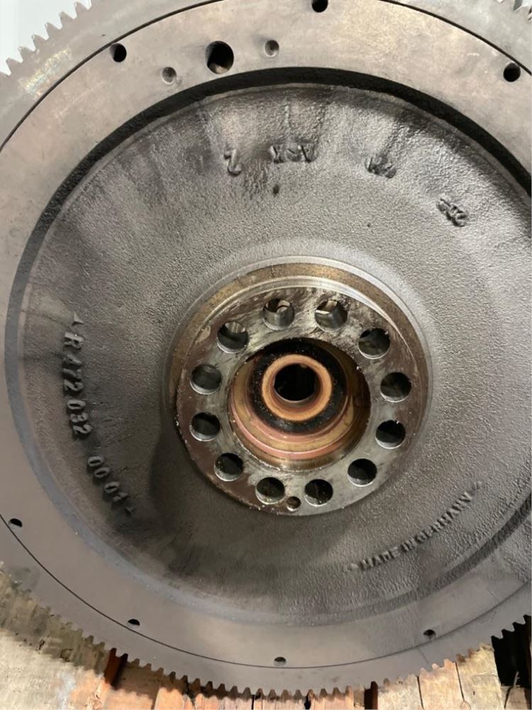Used, Recycled, New, and Aftermarket Heavy Duty Truck Parts