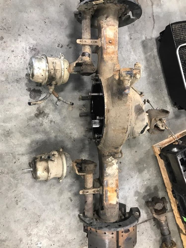 Used 2013 MERITOR Axle, Complete Rear for sale Abbotsford British Columbia Canada Axles