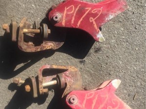 Used 2013 PETERBILT 587 Hood Hinge (Stock #29514)) Part Image