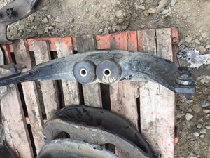 Used 2014 KENWORTH T680 Engine Mount (Stock #2519)) Part Image