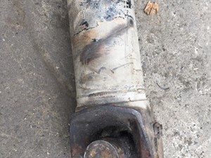 Used 2014 Peterbilt 389 Driveshaft (Stock #8287)) Part Image