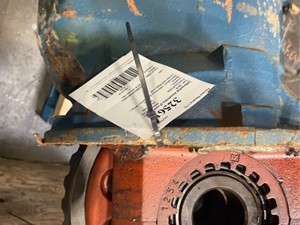 Used 2015 VOLVO Front Rear (Tandem Front) (Stock #32561)) Part Image
