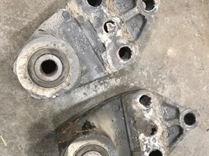Used 2016 FREIGHTLINER CASCADIA Bracket (Stock #6948)) Part Image