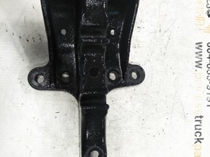 Used 2017 FREIGHTLINER CASCADIA Bracket (Stock #16574)) Part Image