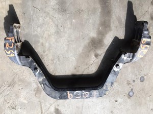 Used 2018 FREIGHTLINER CASCADIA Bracket (Stock #19403)) Part Image