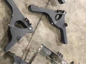 Used 2017 FREIGHTLINER CASCADIA Bracket (Stock #6685)) Part Image