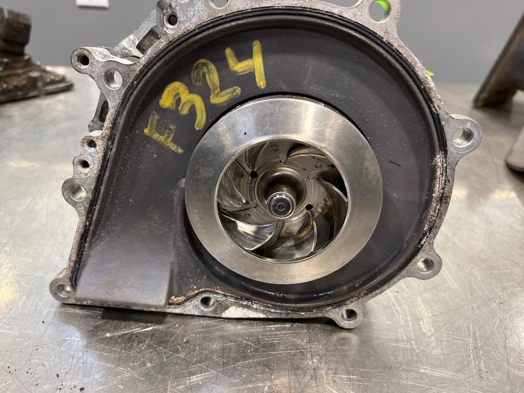 2019 DETROIT DD15 (Stock 33961) Water Pumps TPI