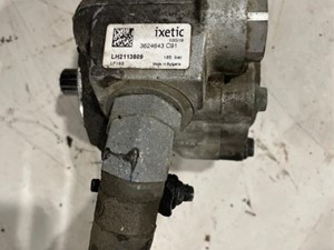 Used 2020 CUMMINS X15 Steering Pump (Stock #32428)) Part Image