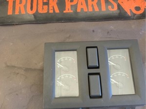 Used 2020 VOLVO VNL64 Instrument Cluster (Stock #35209)) Part Image
