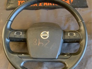 Used 2020 VOLVO VNL64 Steering Column (Stock #35202)) Part Image