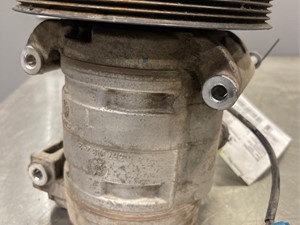 Used 2021 WESTERN STAR TRUCKS 5700XE A/C Compressor (Stock #35472)) Part Image