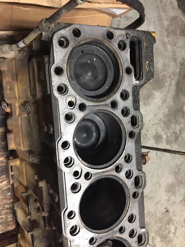 Used, Recycled, New, and Aftermarket Heavy Duty Truck Parts